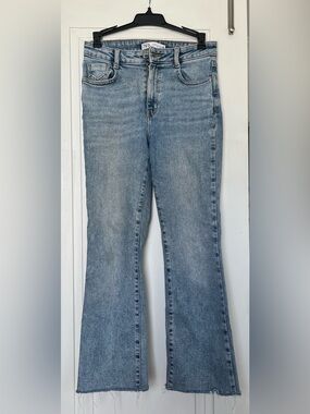 Zara Light Blue Ankle-Length Jeans